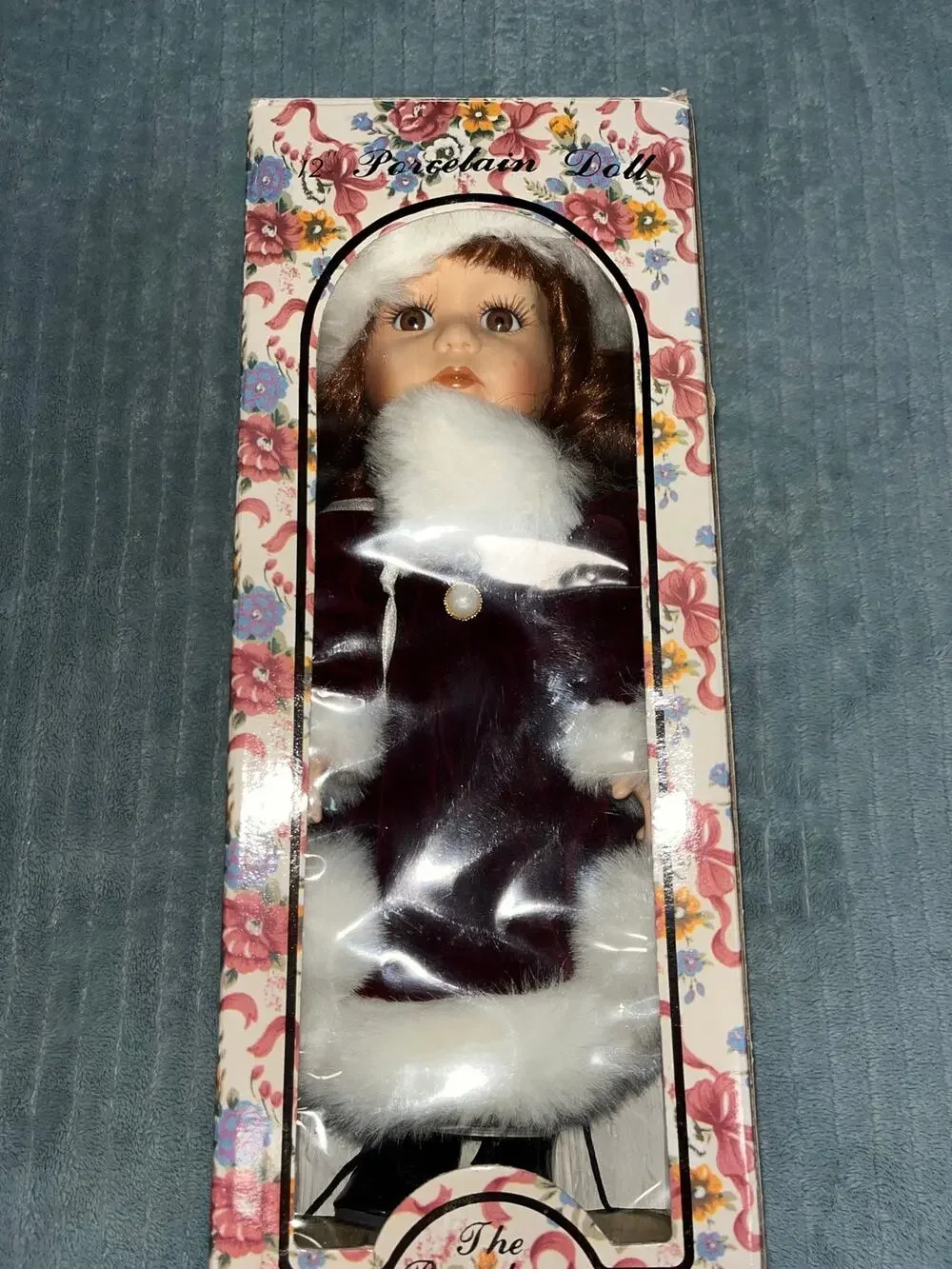 Vintage Yesterday's Child Doll Collection by The Boyds Sonya 12” Porcelain Doll